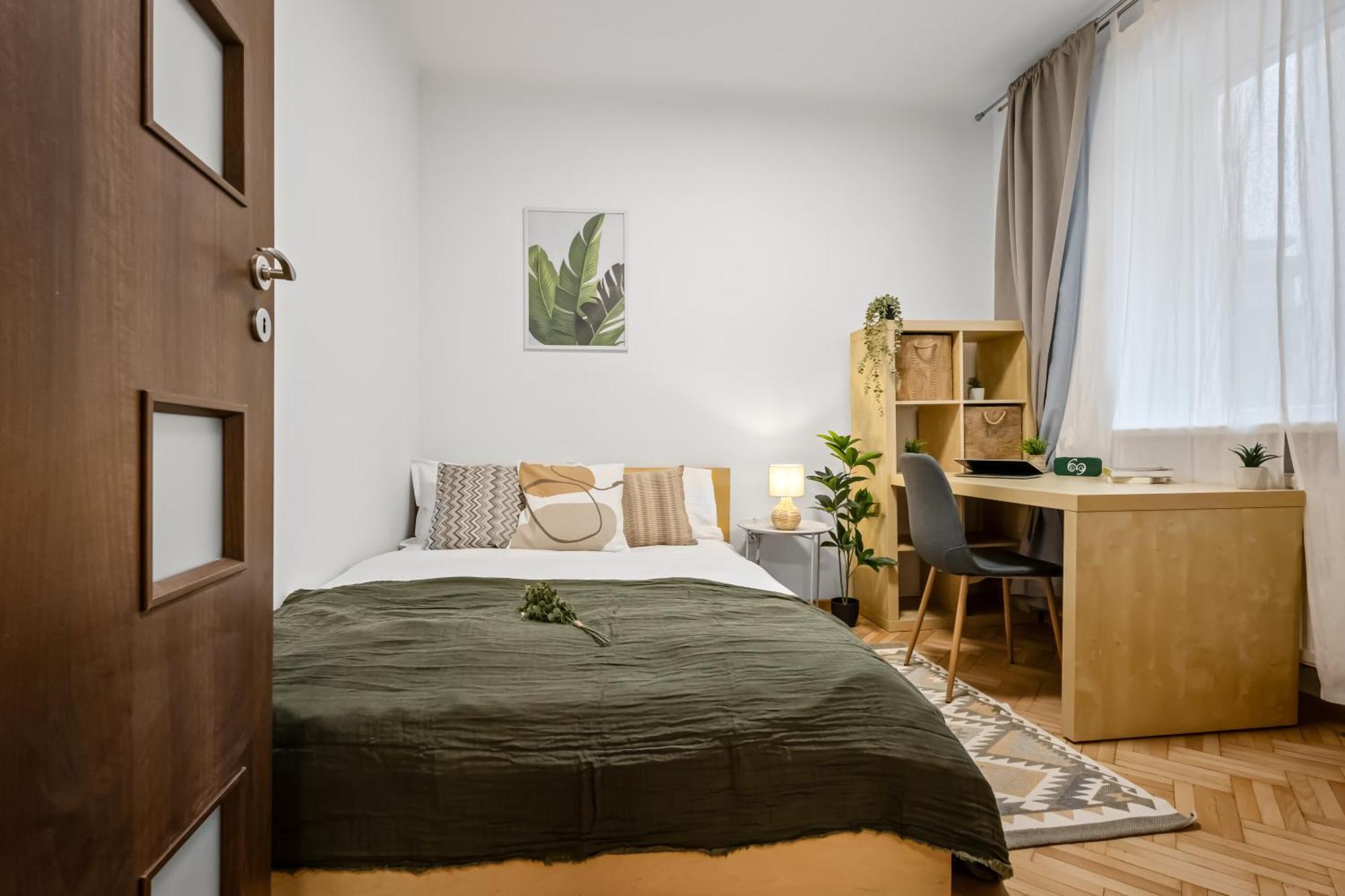Earthy Escape - Central Apt With Balcony บูคาเรสต์ ภายนอก รูปภาพ