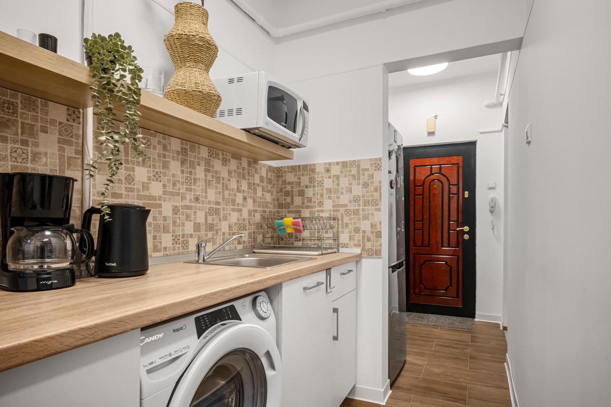 Earthy Escape - Central Apt With Balcony บูคาเรสต์ ภายนอก รูปภาพ